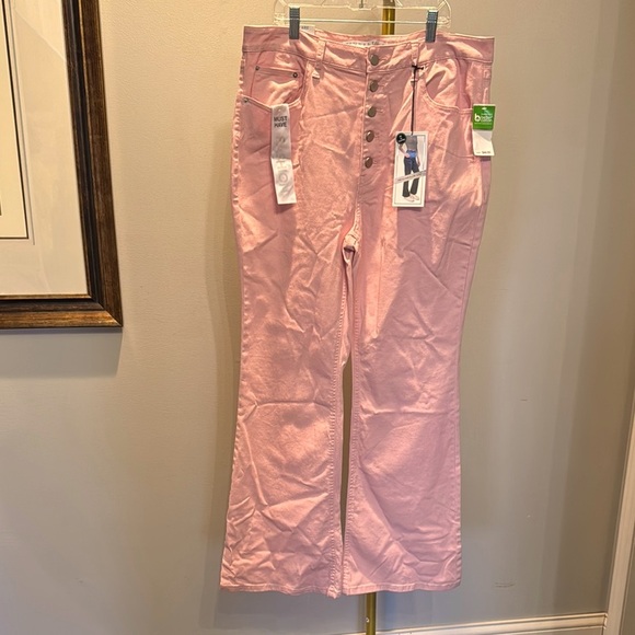 Tinseltown button fly hi rise flare Pink Jeans NWT 15 - Picture 1 of 11